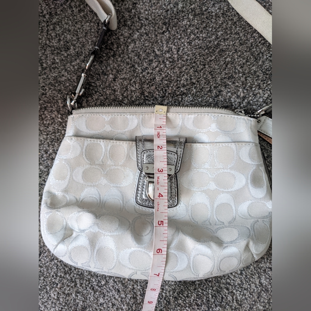 🤍 Coach bag🤍 - Picture 7 of 10